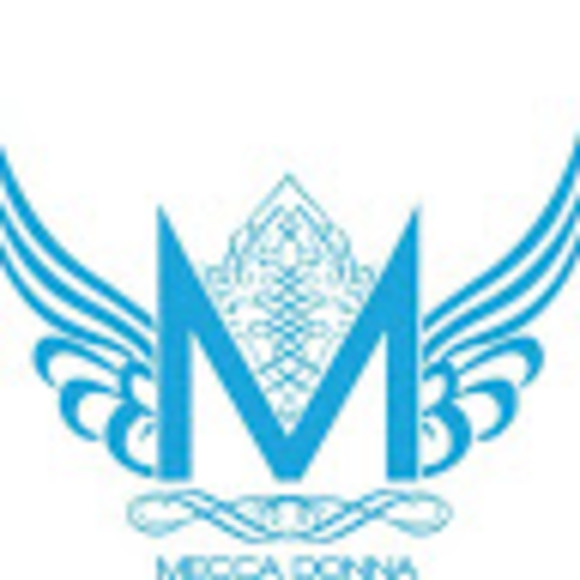 Meet your Posher, Mecca - Picture 1 of 1